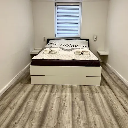 Apartmán Linger House *